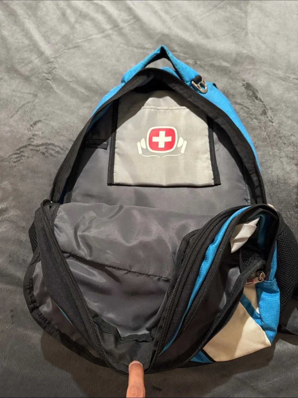 SwissGear Blue and Cream Laptop Backpack with Multiple Pockets